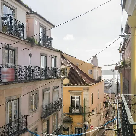 דירה Bica 2 Bedroom With Ac And Ultra Fast Internet *